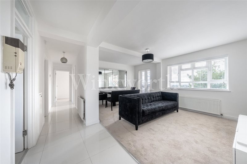 Finchley Road, London, NW11