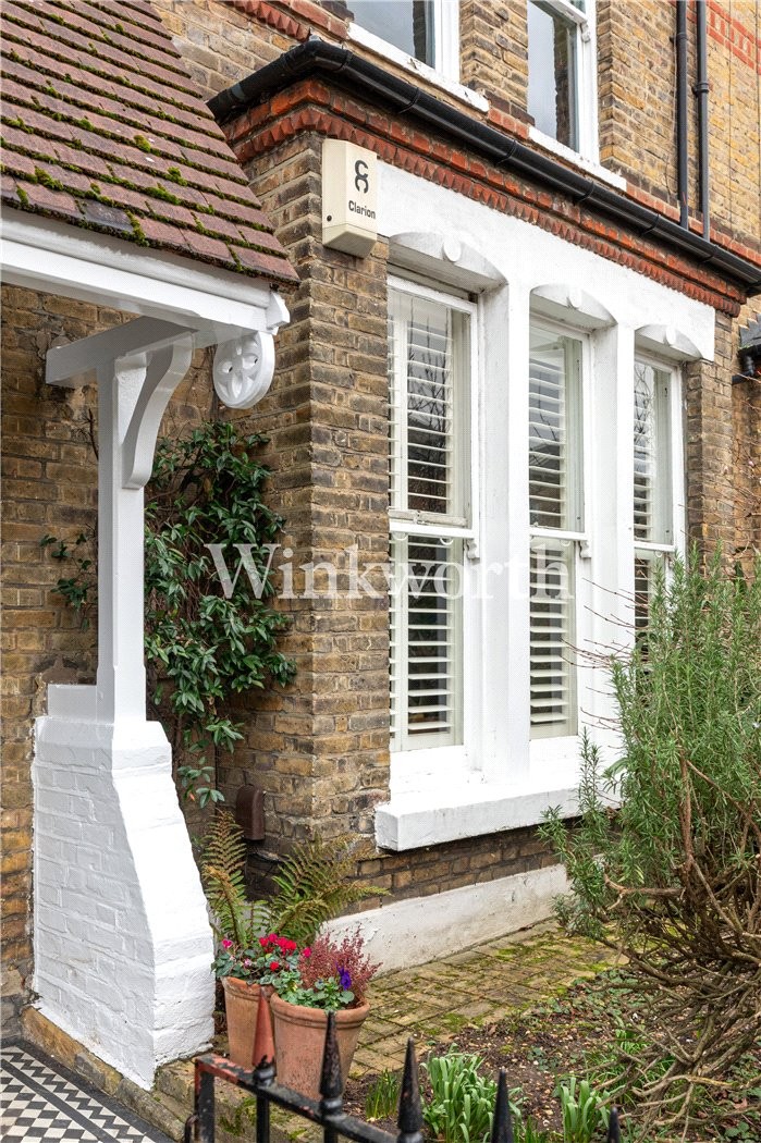 Finsbury Park Road, London, N4