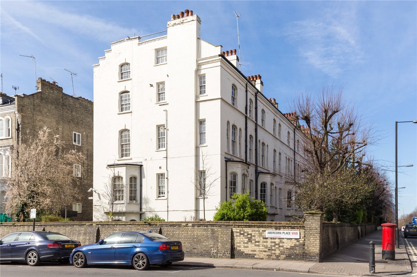 2 bedroom property to rent in St Marks Court, Abercorn Place, London