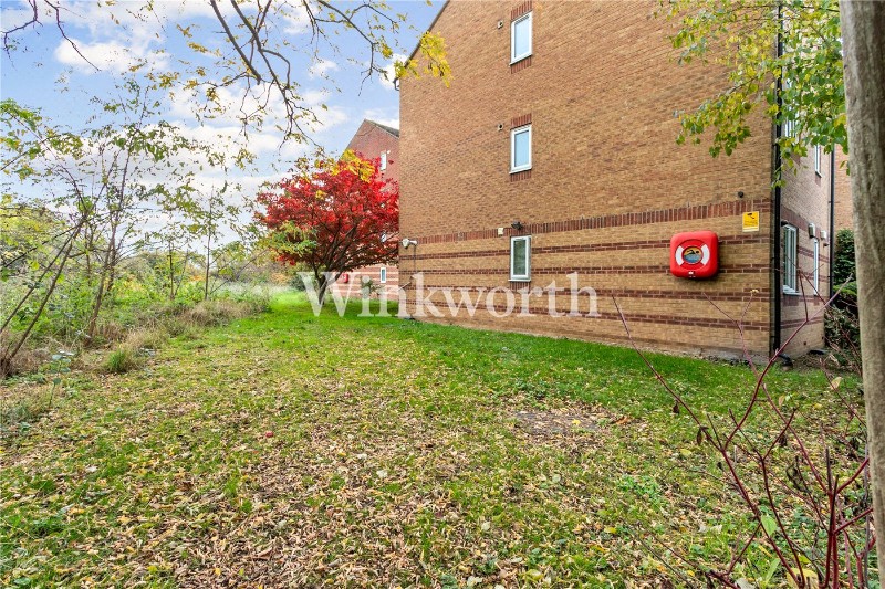 Bream Close, London, N17