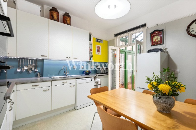 Derwent Road, London, N13