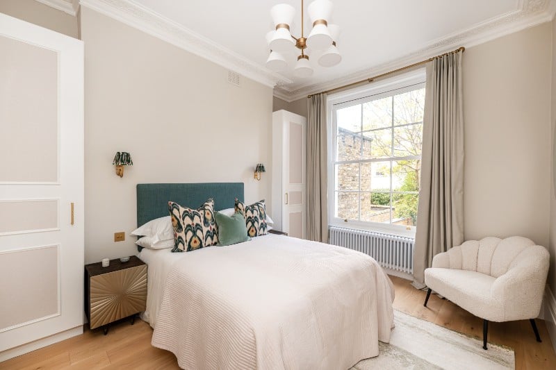 Westbourne Park Road, London, W11