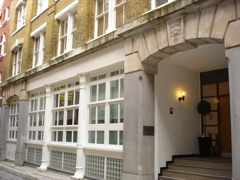 Carter Lane, London, EC4V