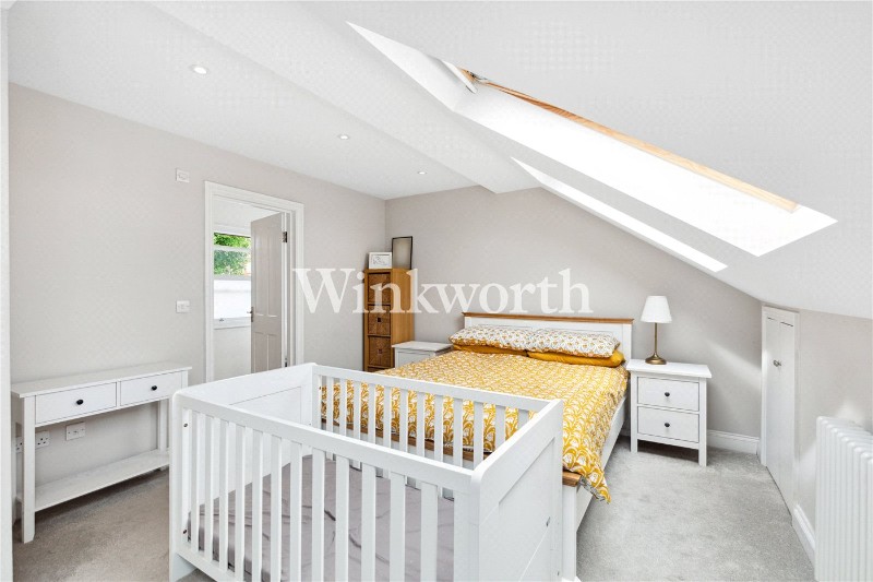 Lausanne Road, London, N8