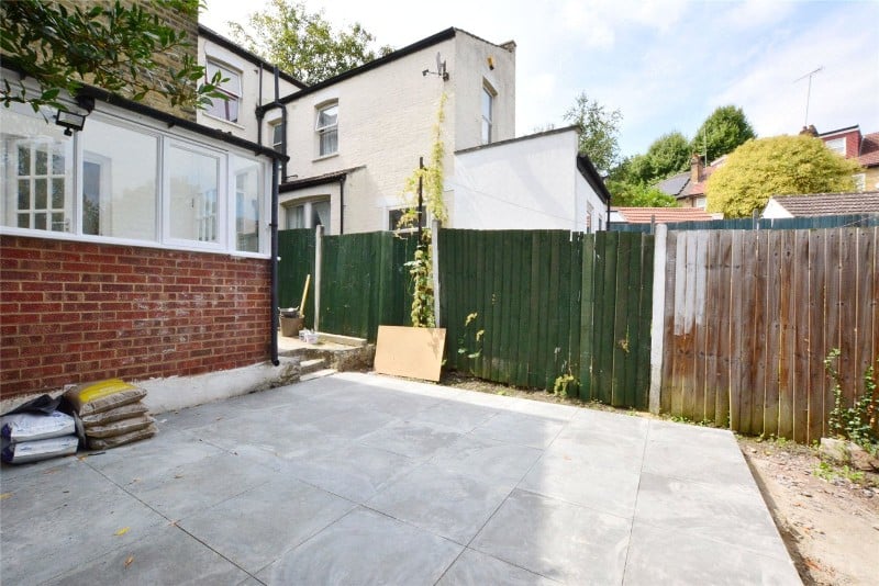 Kirkside Road, London, SE3