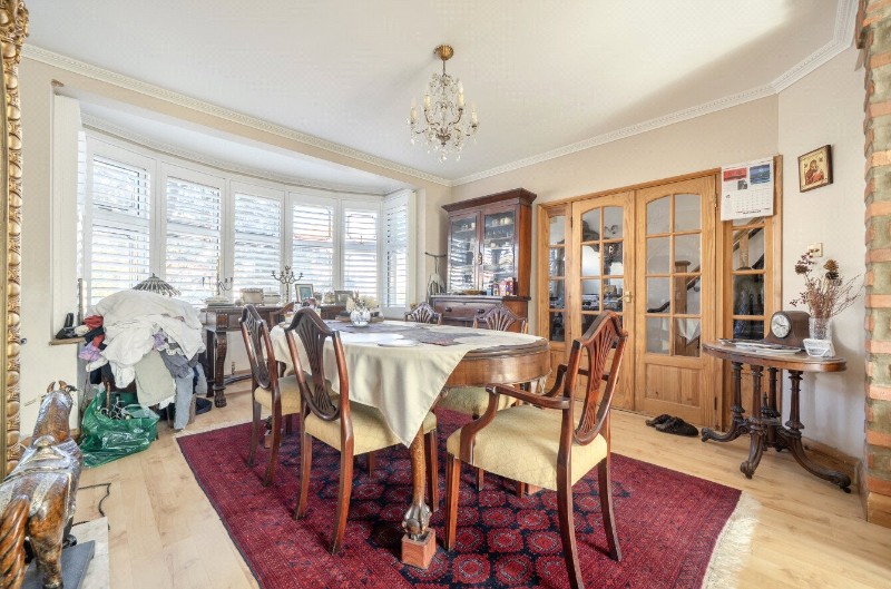 Sundial Avenue, London, SE25
