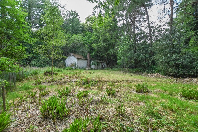 Hollybush Ride, Finchampstead, Wokingham, Berkshire, RG40