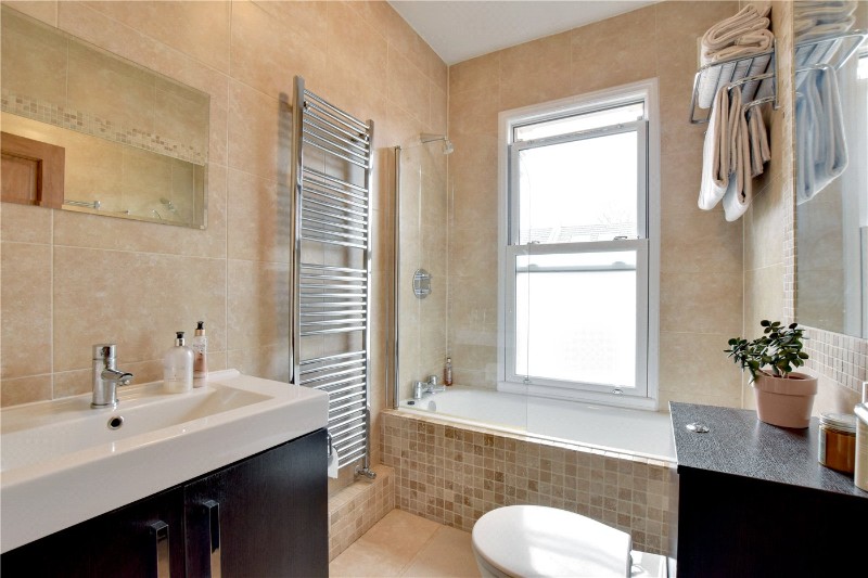 Eastcombe Avenue, Charlton, London, SE7