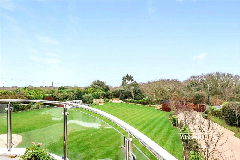 Barton Common Road, New Milton, Hampshire, BH25