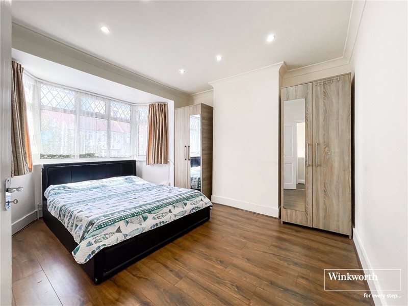 Summit Close, London, NW9