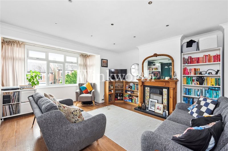 Brownlow Road, London, N11
