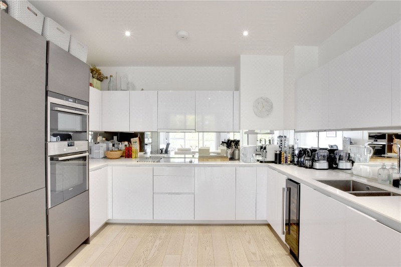 Granite Apartments, 30 River Gardens Walk, Greenwich, London, SE10