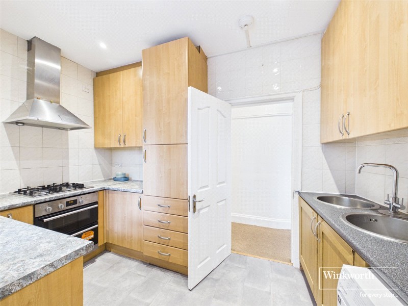 Queens Road, Hendon, London, NW4