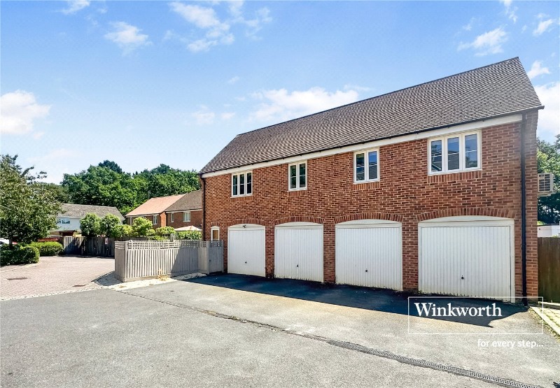 White Oaks Close, Ferndown, Dorset, BH22