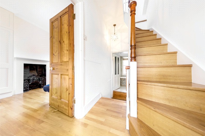 Rothschild Road, London, W4