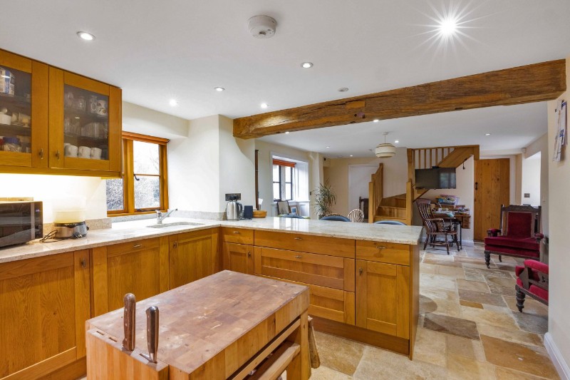 Kilham Lane, Shipton Oliffe, Cheltenham, Gloucestershire, GL54