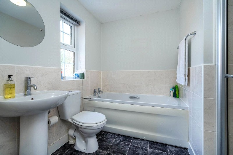 Gleneagles Drive, Greylees, Sleaford, Lincolnshire, NG34