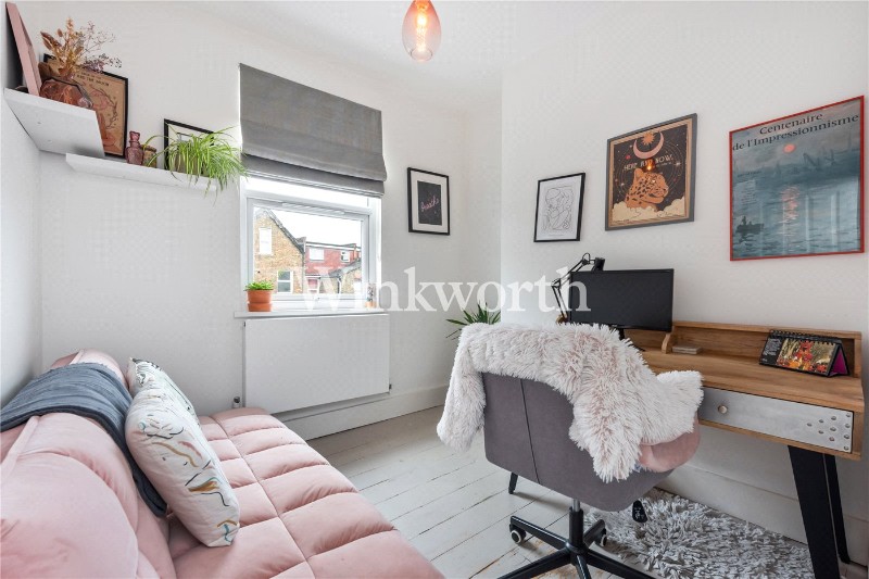 La Rose Lane, London, N15