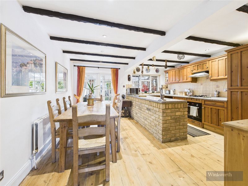 Bourneside Road, Addlestone, Surrey, KT15