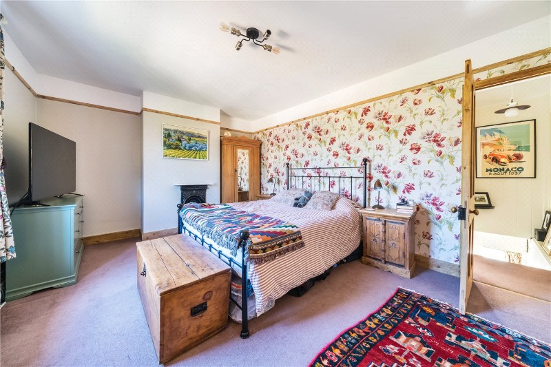 Pear Tree Lane, Newbury, Berkshire, RG14
