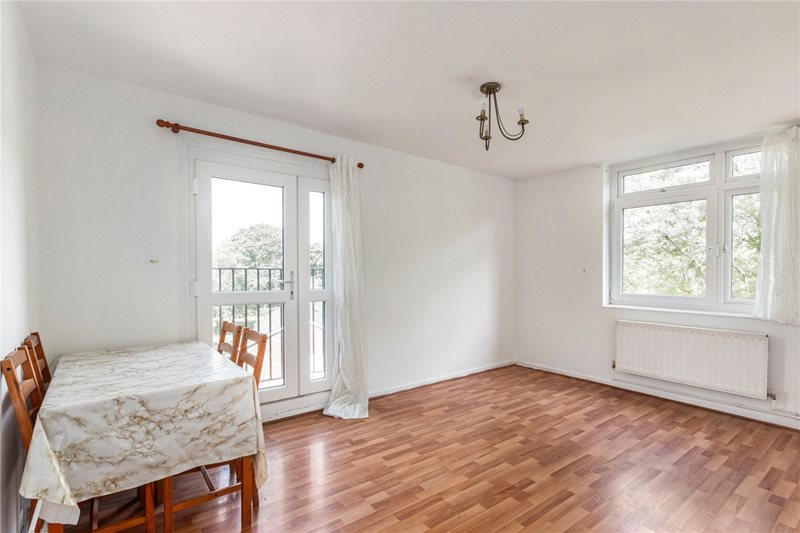 Deeside Road, London, SW17