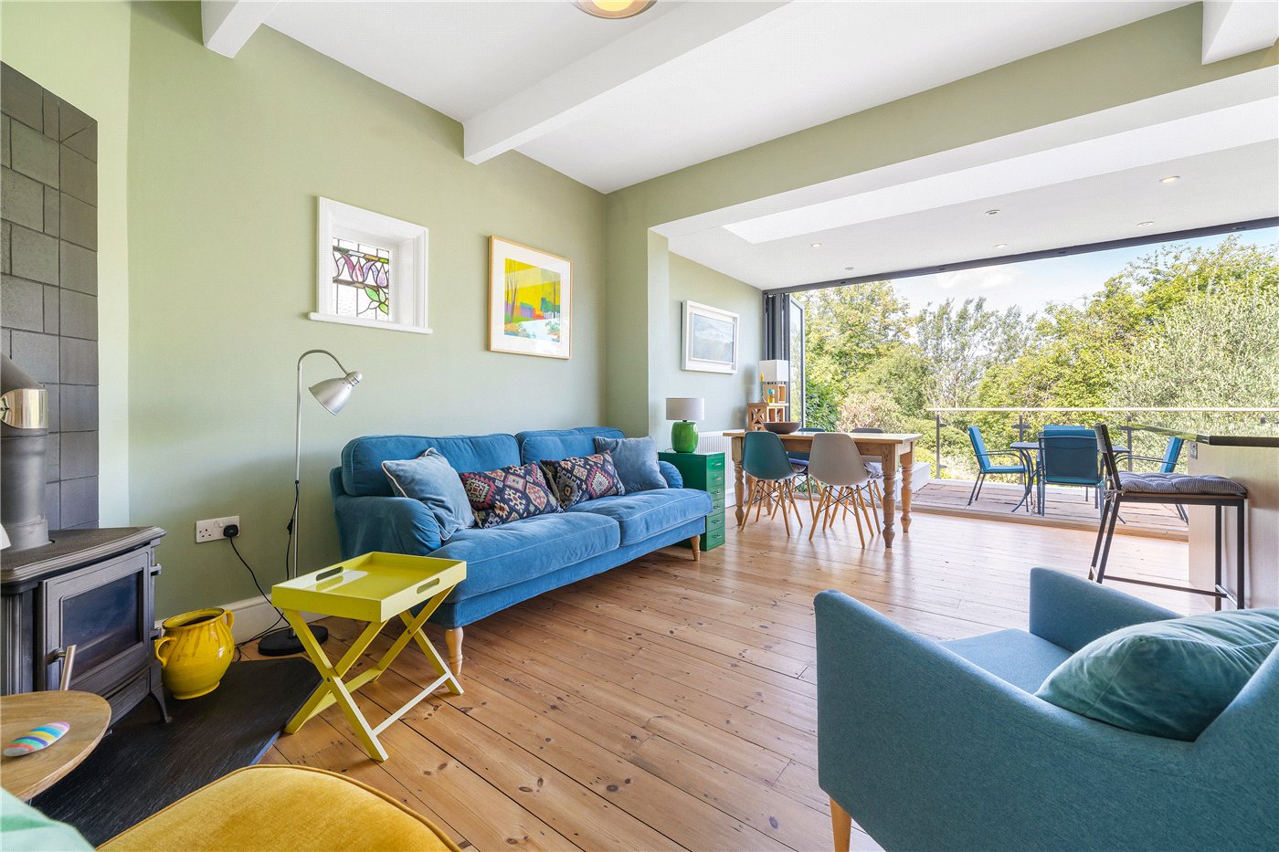 Living and Kitchen