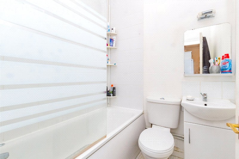 Vale Grove, London, W3