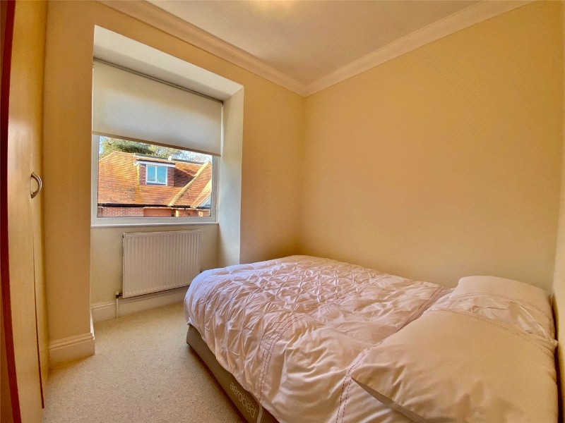 West Cliff Road, Bournemouth, BH4