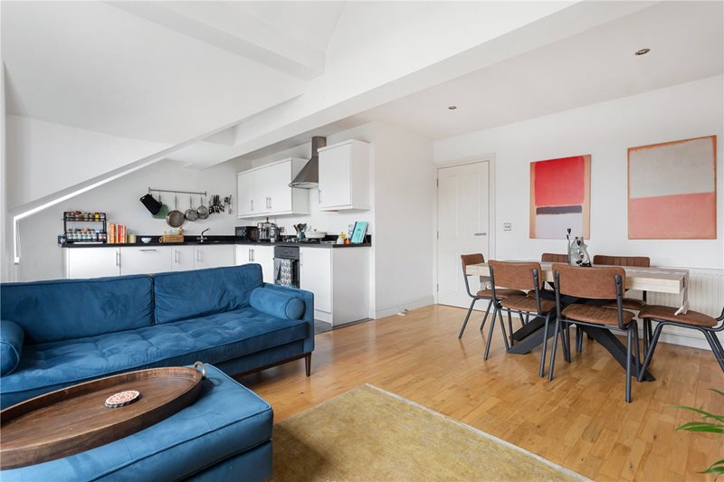 Charlmont Road, London, SW17