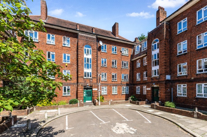 Whites Square, London, SW4