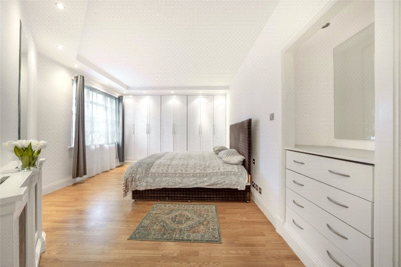 Cropthorne Court, Maida Vale, London, W9