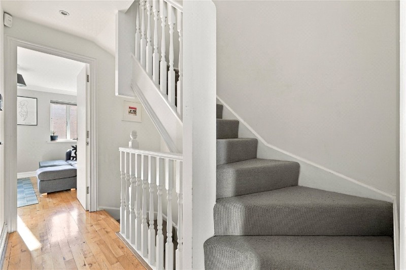 Chapman Place, London, N4