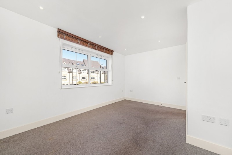 Hayes Grove, East Dulwich, London, SE22