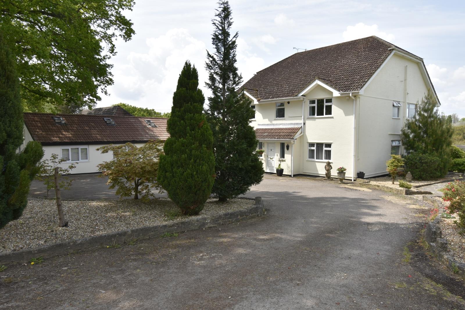 5 bedroom property for sale in Brook Lane, Corfe Mullen, Wimborne