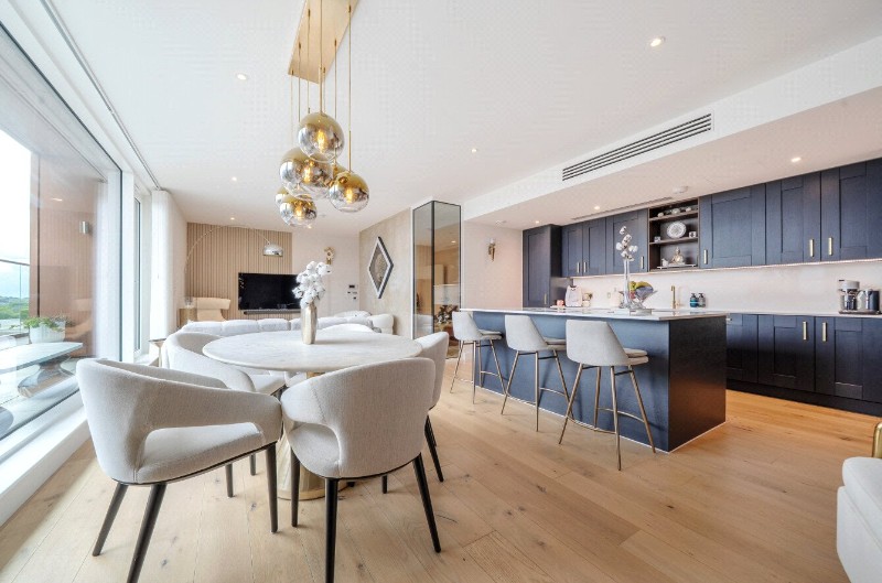 Inglis Way, Mill Hill East, London, NW7