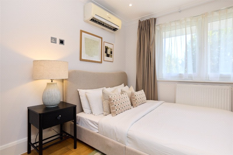 Queensmead, St John's Wood Park, St John's Wood, London, NW8
