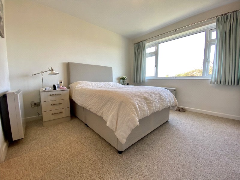 West Cliff Road, Bournemouth, BH4