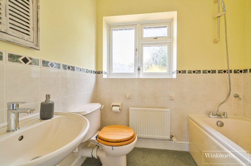 Heywood Drive, Bagshot, Surrey, GU19