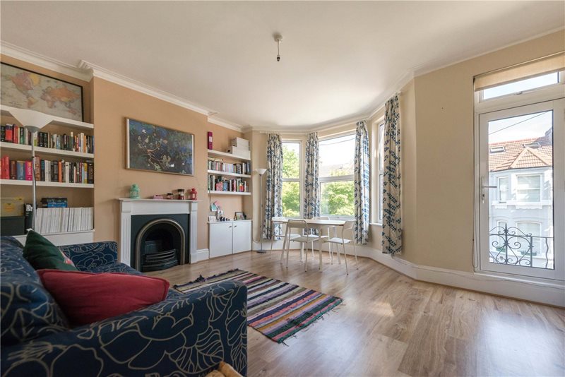 Bathurst Gardens, London, NW10