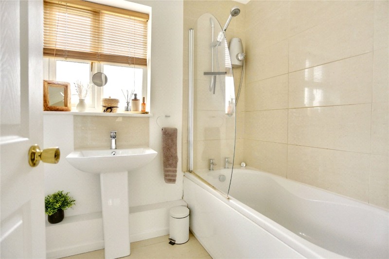 Highview Close, Blofield, Norwich, Norfolk, NR13