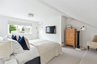 Leverson Street, London, SW16