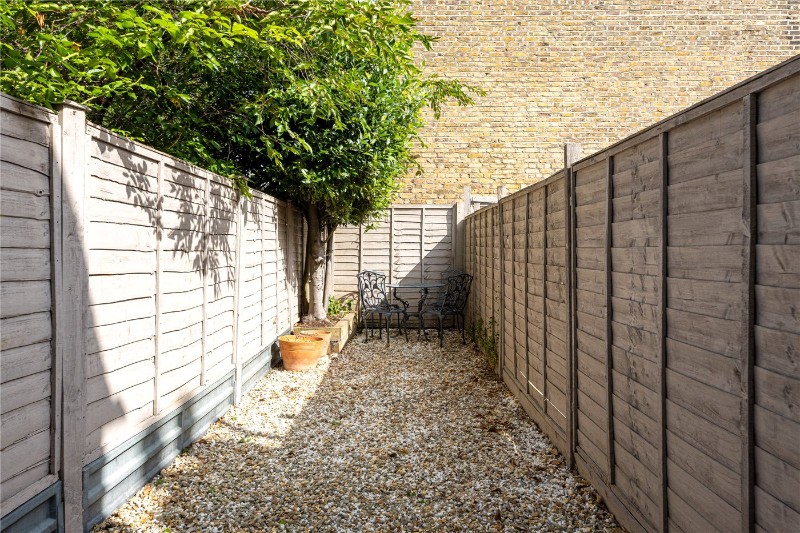 Brookwood Road, London, SW18