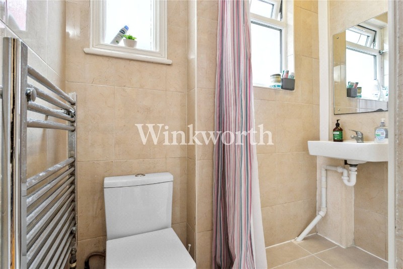 Boundary Road, London, N22