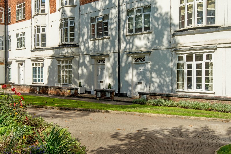 Grove End Gardens, Grove End Road, St John&#39;s Wood, London, NW8