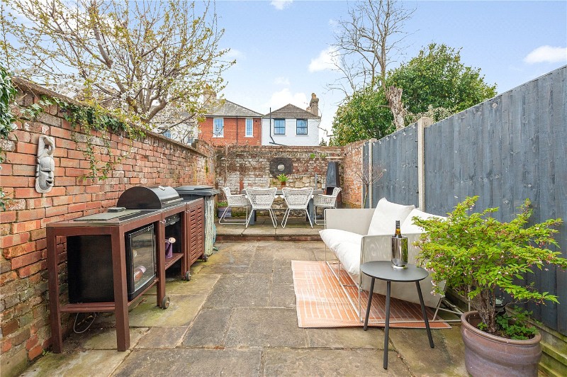 Cossington Road, Canterbury, CT1