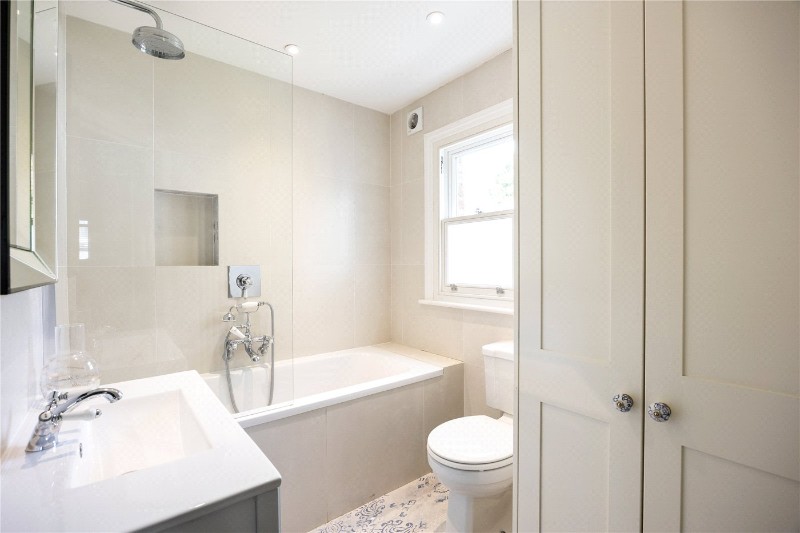 Santos Road, London, SW18