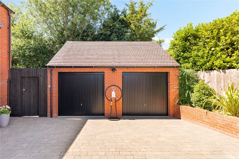 Victor Close, Gaydon, Warwick, Warwickshire, CV35