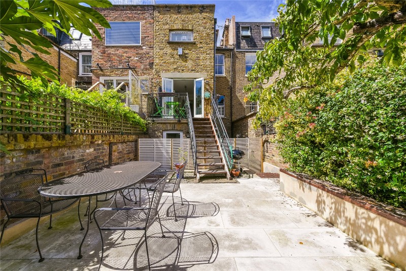 Stoneleigh Street, London, W11