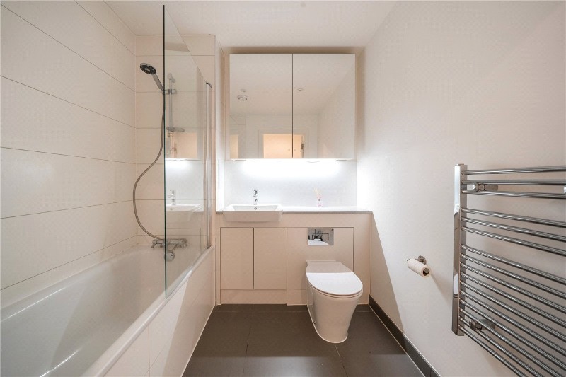 Aston Street, London, E14