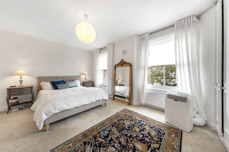 Broughton Road, London, SW6
